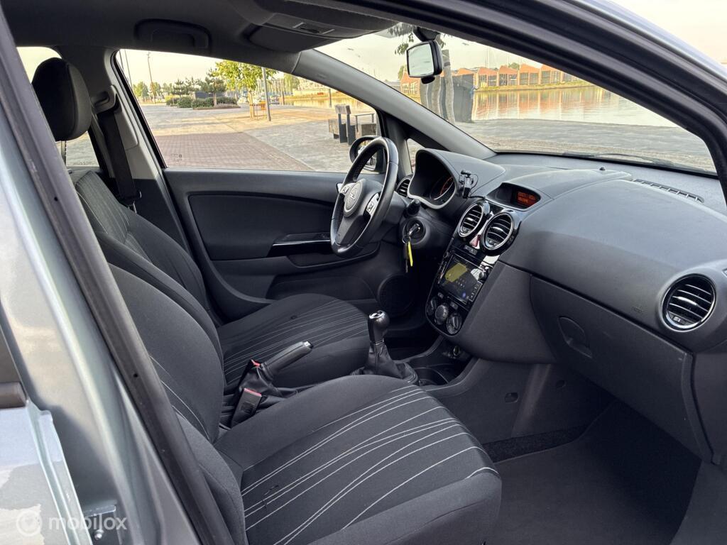 Opel Corsa 1.4-16V 111 Edition Airco Carplay km121.618 Nap 5Deurs BJ2010