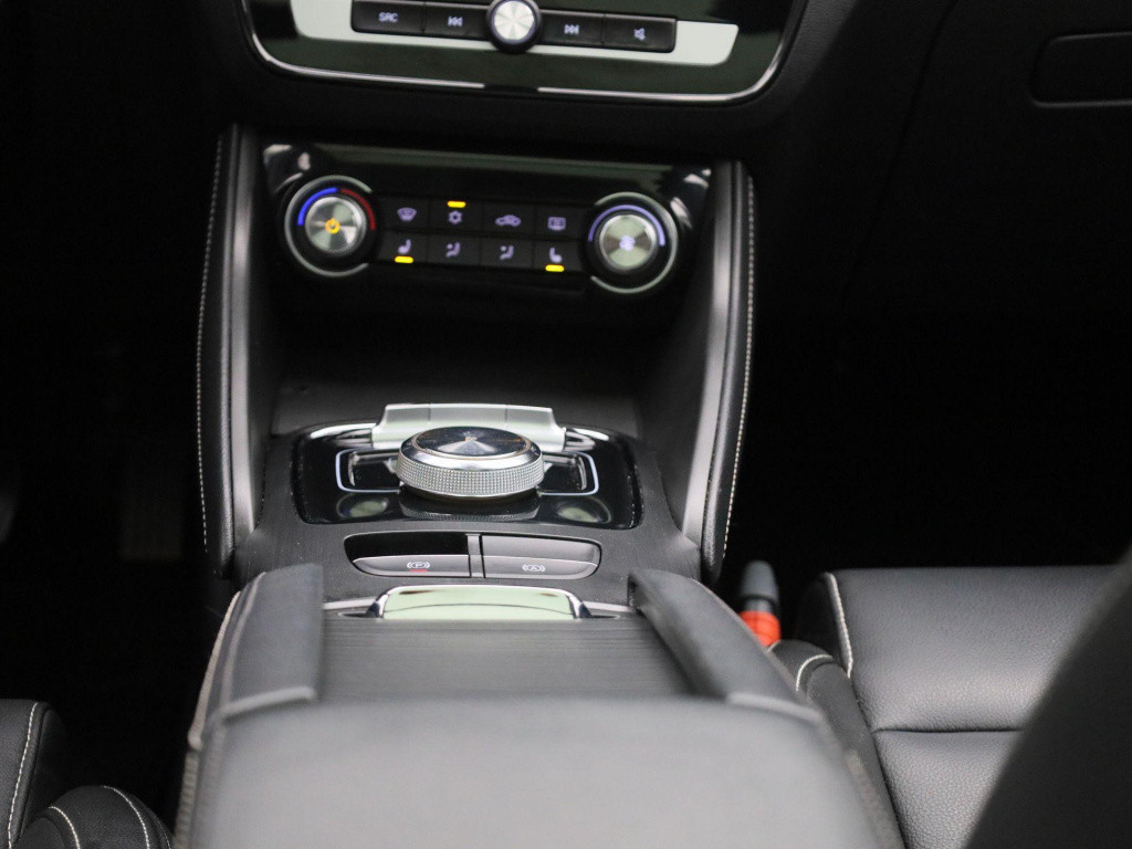 MG Zs-ev luxury 45 kwh automaat | panoramadak | leder | navigatie | airco |