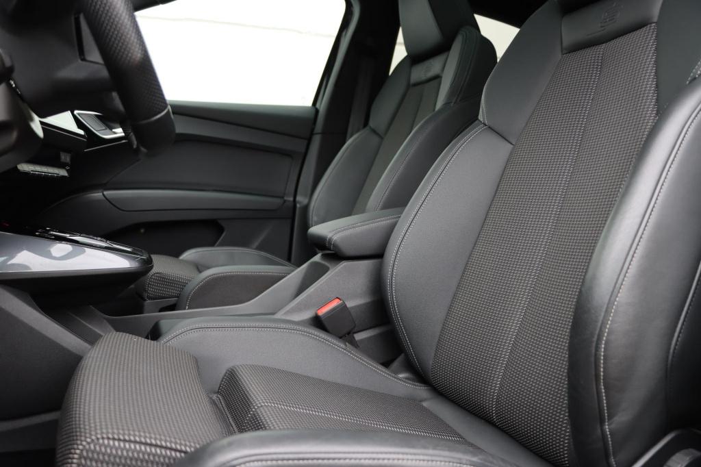 Audi Q4 Sportback E-tron 40 s edition 77 kwh 204pk | soh 96,3% |