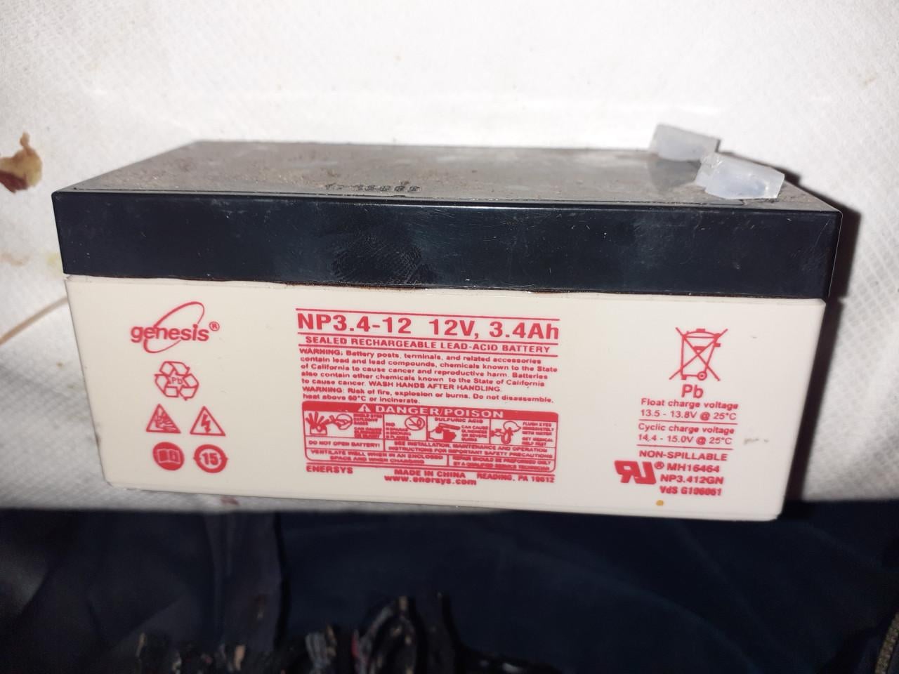 8 x Nieuwe ACCU - 12 volt - kleine 7 Ah Sealed Lead Rechargeble