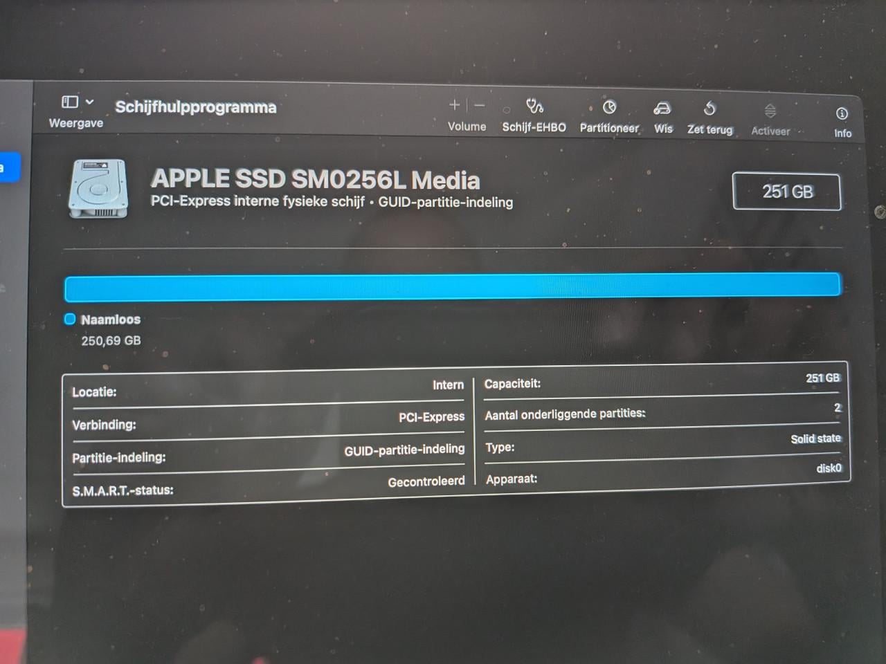 Apple MacBook Pro 13-inch (2017)