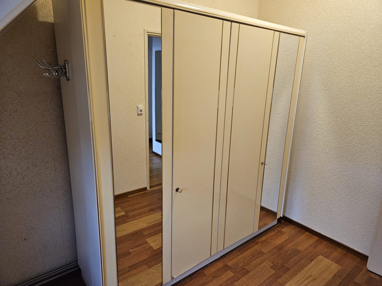 Kledingkast gratis