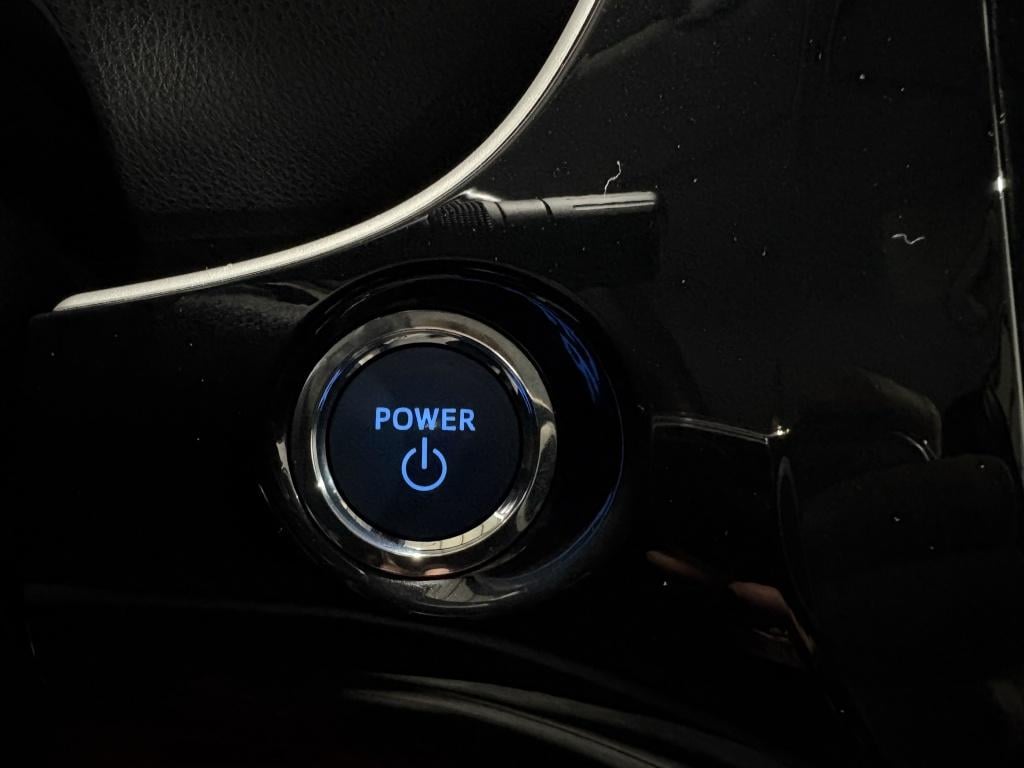 Toyota Prius 1.8 first edition | camera | bsm | pdc |