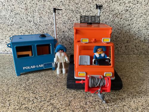 Playmobil Noordpool voertuig met onderzoekstation nr. 3460.  Jaar: 1986.