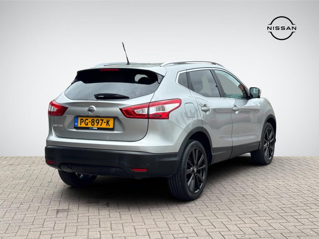 Nissan Qashqai 1.2 tekna automaat + lage km-stand! | panoramadak | navigati