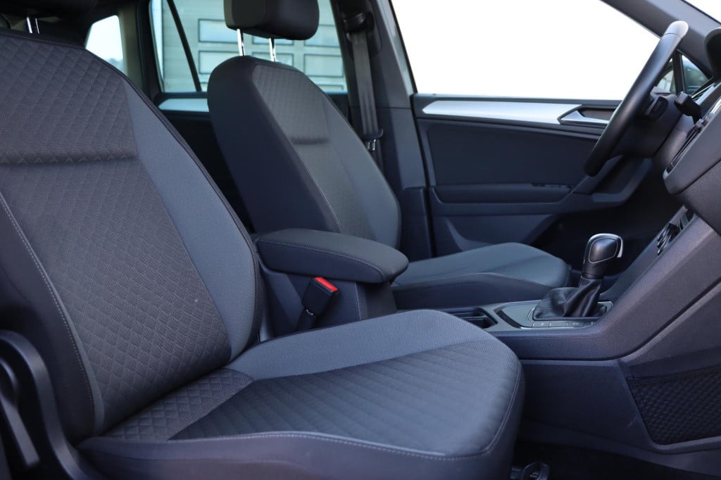 Volkswagen Tiguan 1.5 tsi comfortline business r-line 150pk dsg7