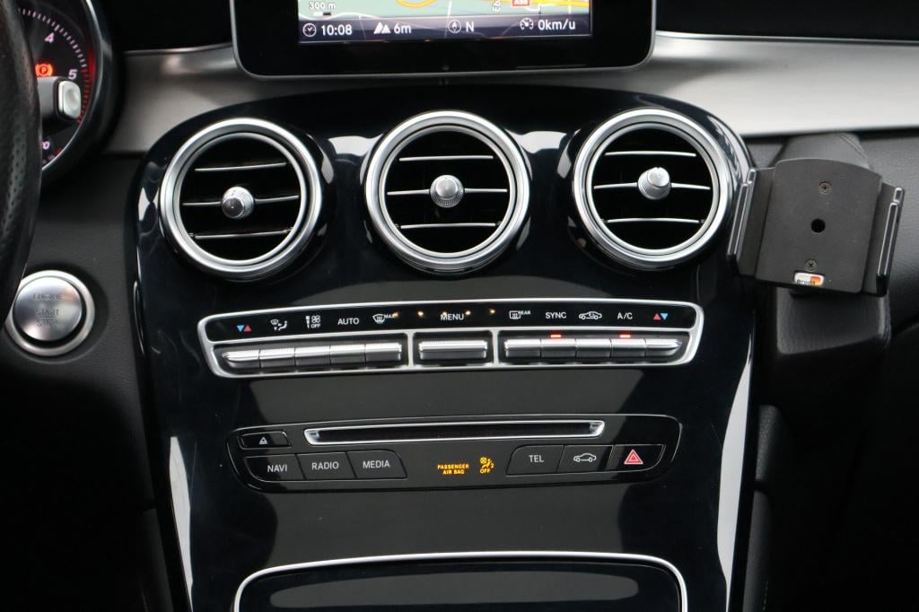 Mercedes-Benz Glc 250 d 4matic amg l panoramadak l trekhaak l stoelverwarmi