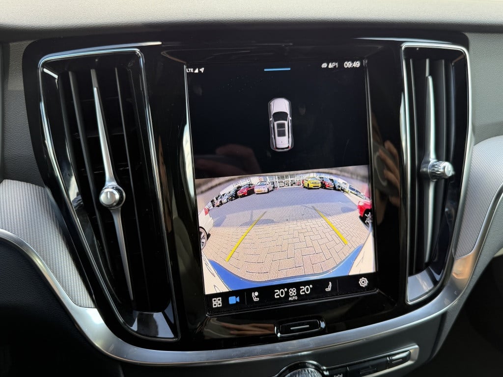 Volvo V60 v60 t6 awd plus dark