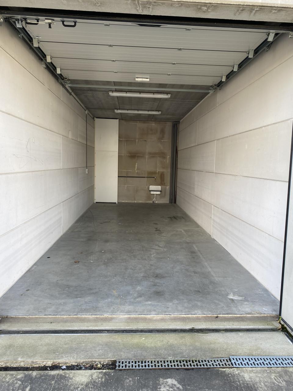 Megagarage te huur Middelburg.