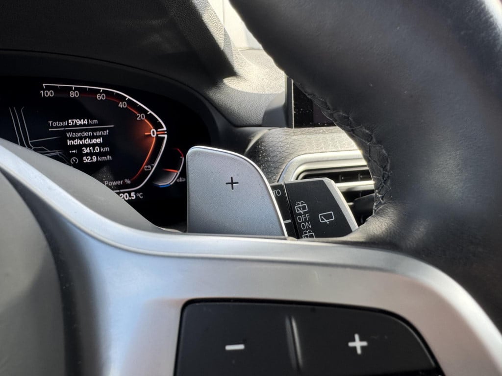 BMW X3 xdrive20i high executive m sport | trekhaak uitklapbaar | navigatie 