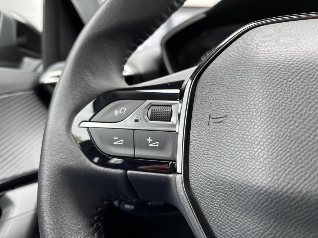 Peugeot 2008 1.2 puretech active