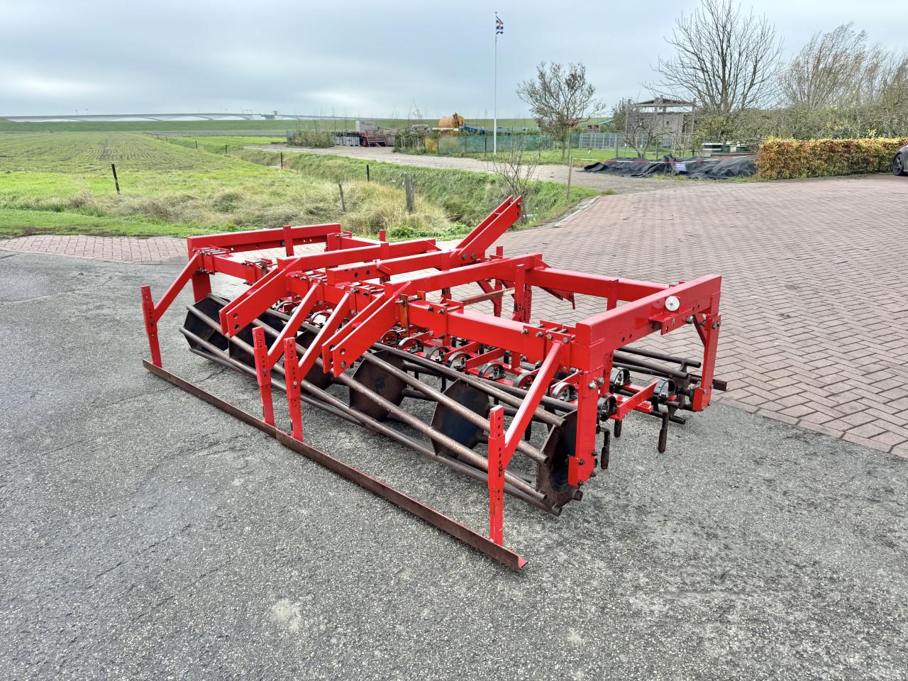 Front/achterbouw zaaibedbereider