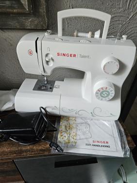 Singer Talent 3321 Naaimachine - Zo goed als nieuw