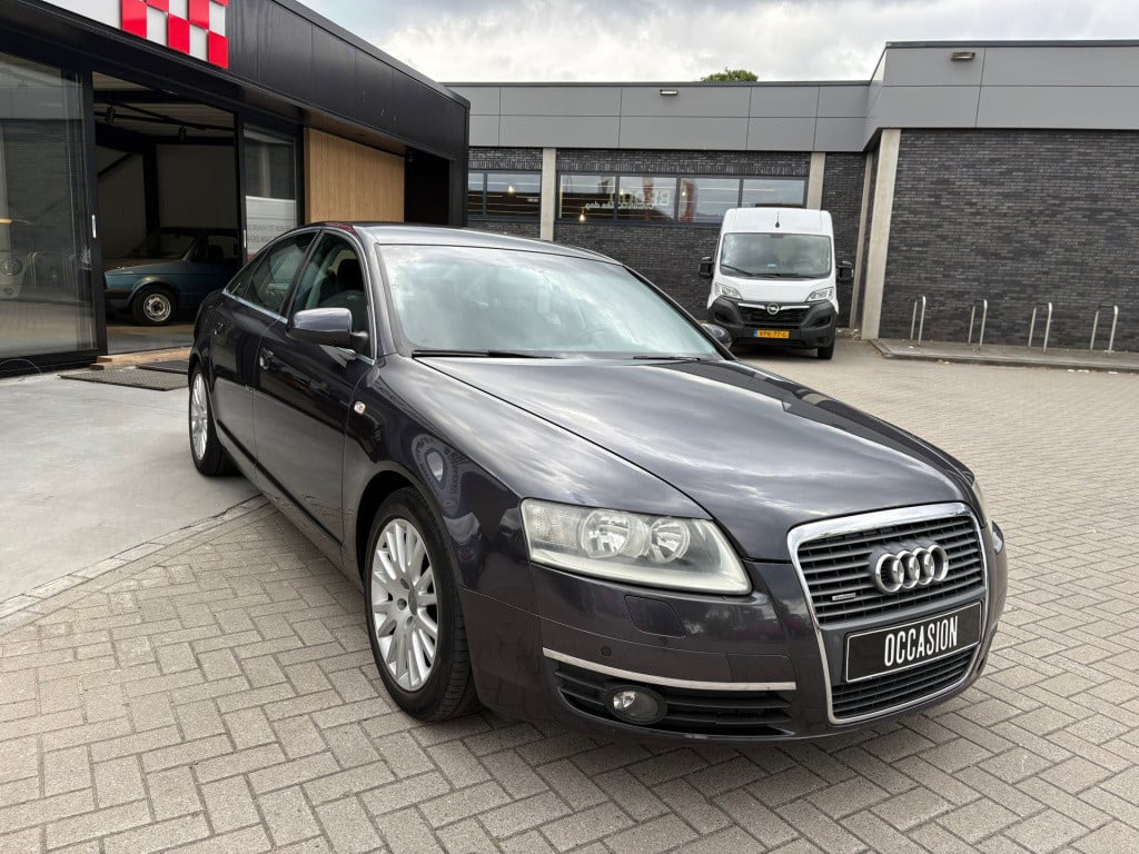 Audi A6 limousine 2.4