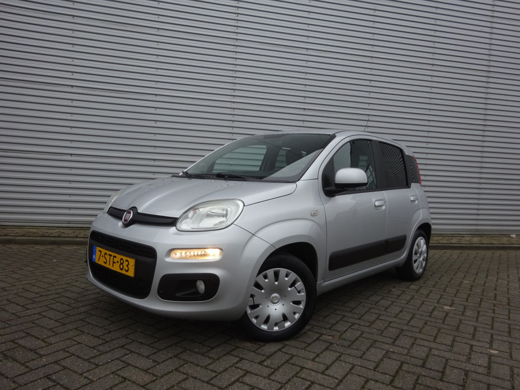 Fiat Panda 0.9 twinair lounge airco / elektr. ramen / cruise control / nap