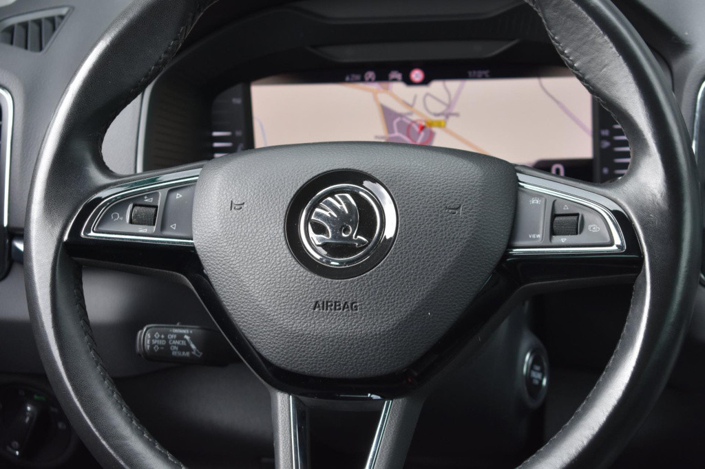 Skoda Karoq 1.5 tsi act | leder | trekhaak | camera | apple carplay | andro