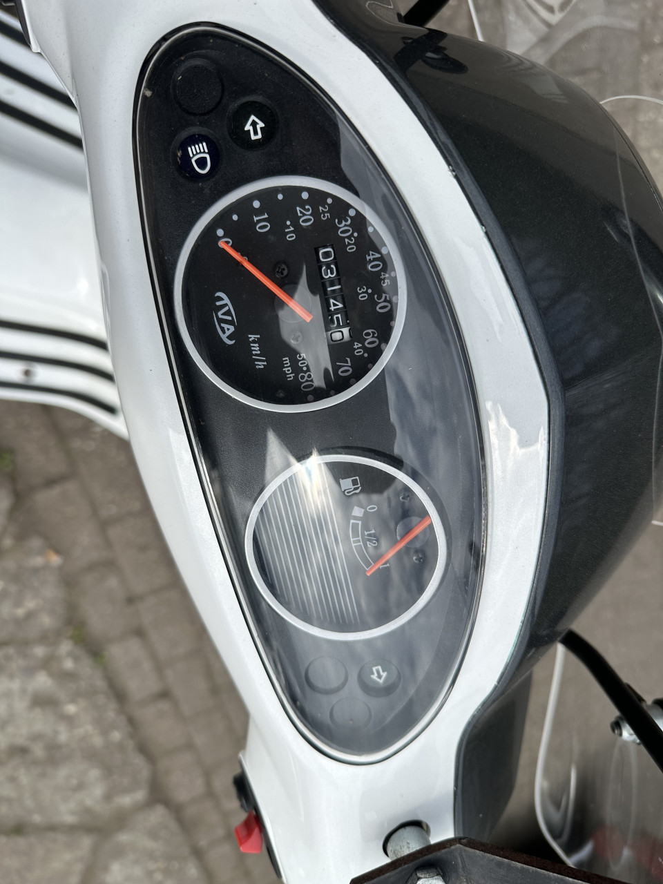 Iva Ibiza Snorscooter Blauw kenteken
