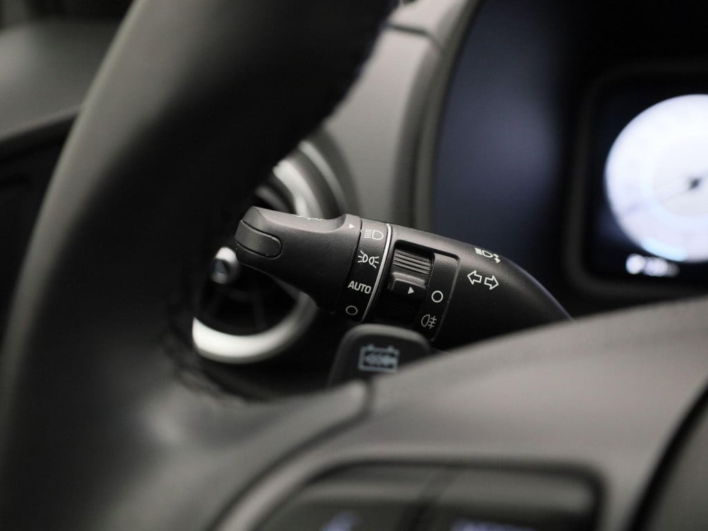 Hyundai Kona ev fashion 39 kwh
