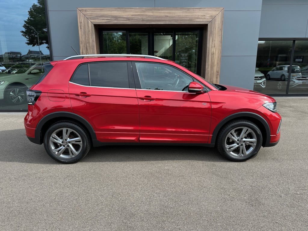 Volkswagen T-cross 1.5 tsi 150pk dsg r-line | camera | trekhaak | adapt. cr