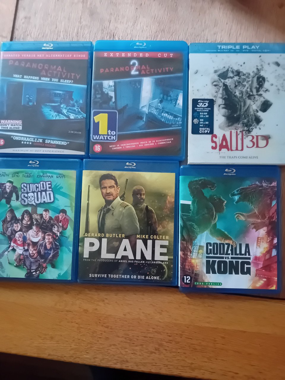 12 Blu ray's