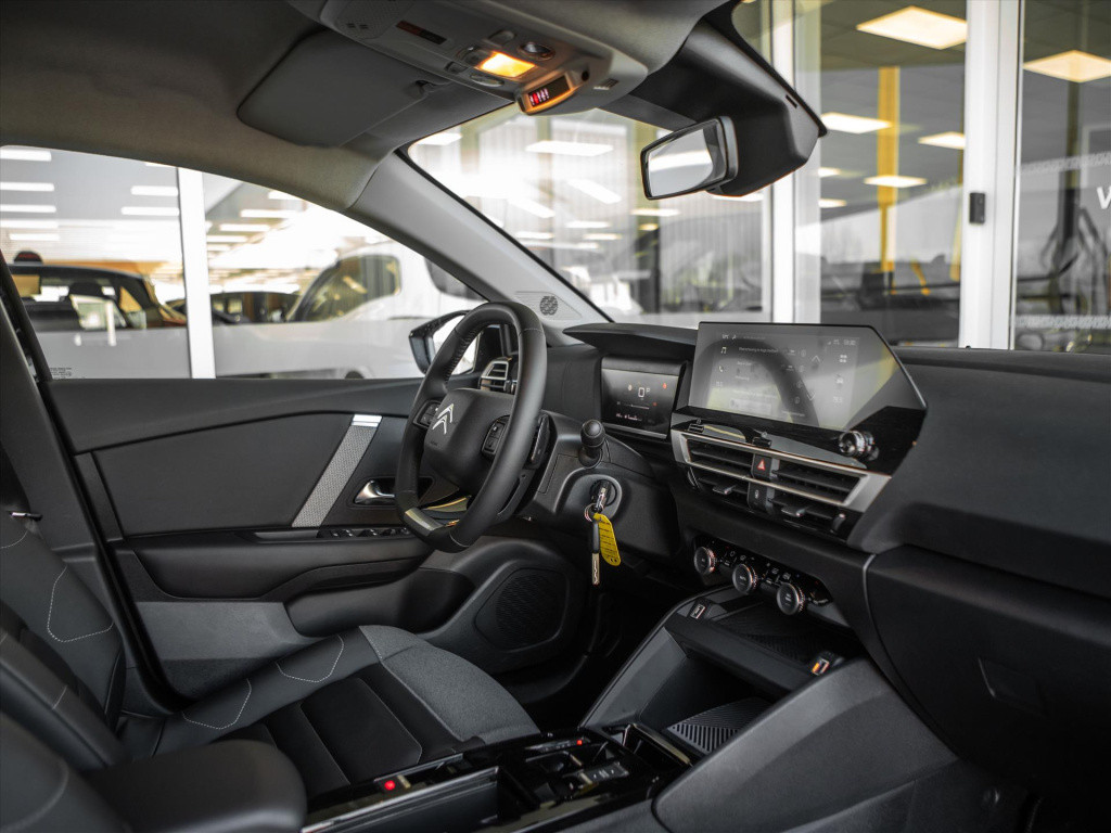 Citroen C4 1.2 hybrid 136pk e-dcs6 plus automaat | camera | park. sensoren 