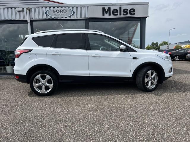 Ford Kuga 1.5 ecoboost 150pk 2wd titanium | trekhaak |