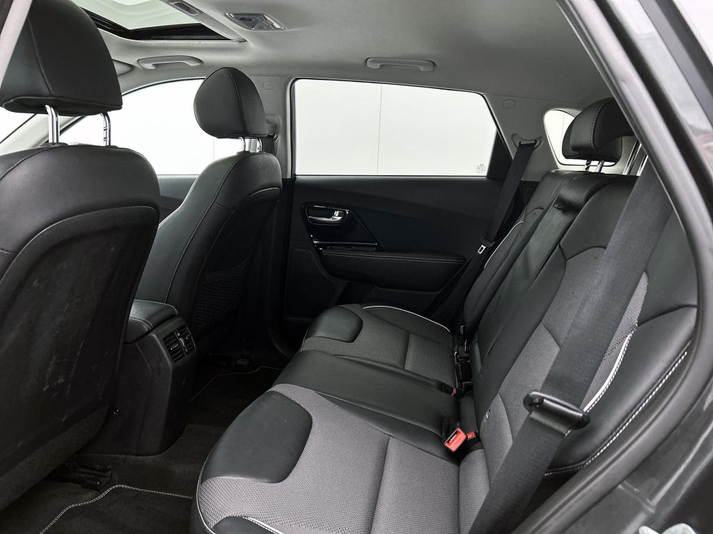 Kia E-niro dynamicplusline 64 kwh | schuifdak | stoelverwarming | navigatie