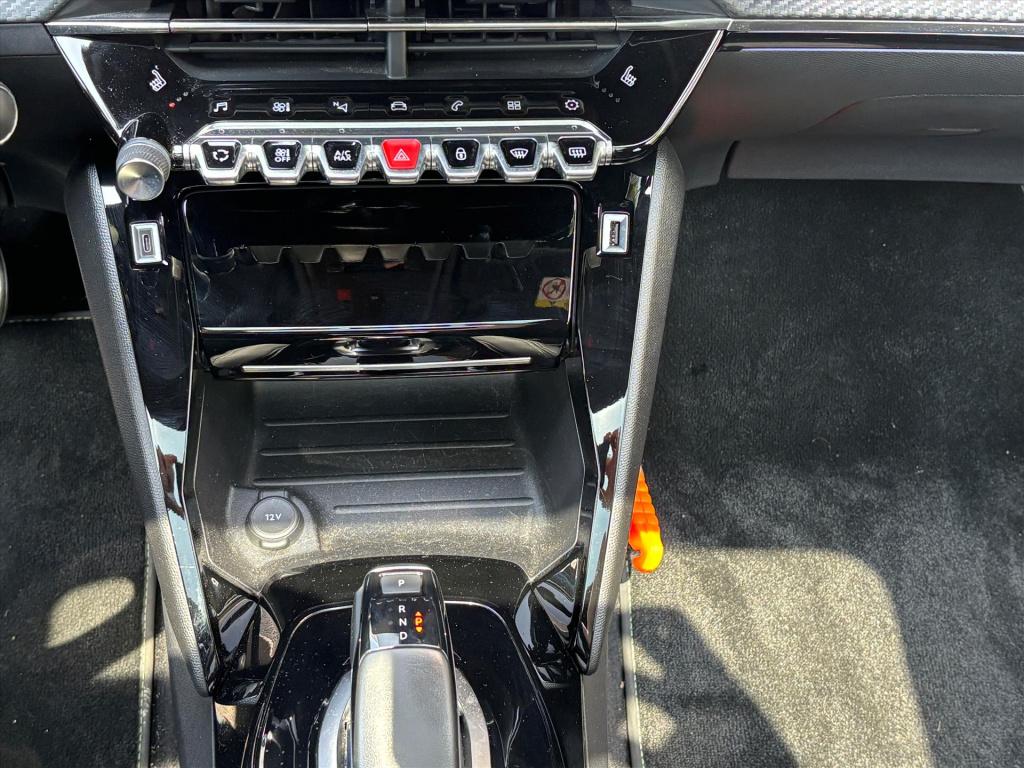 Peugeot 2008 1.2 puretech 130pk gt-line| carplay|camera|panodak|rijklaarpri