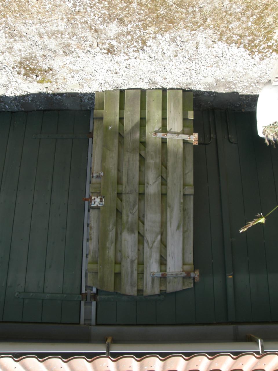 Houten tuinpoort € 25,00