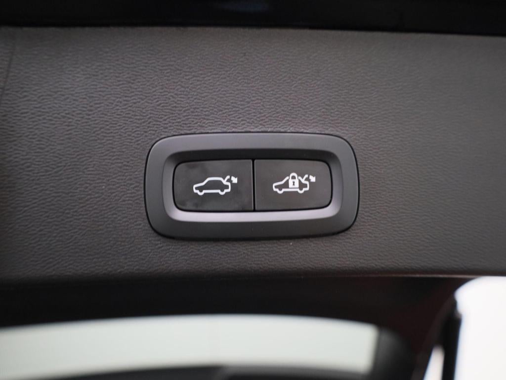 Volvo XC40 1.5 t4 plug-in hybrid plus bright | automaat | apple carplay / a