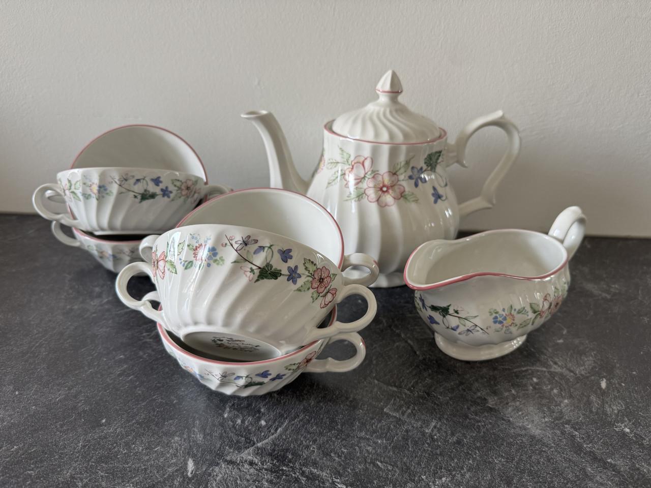 Servies Wood & Sons (compleet) Spring Fields by Jenny Rhodes