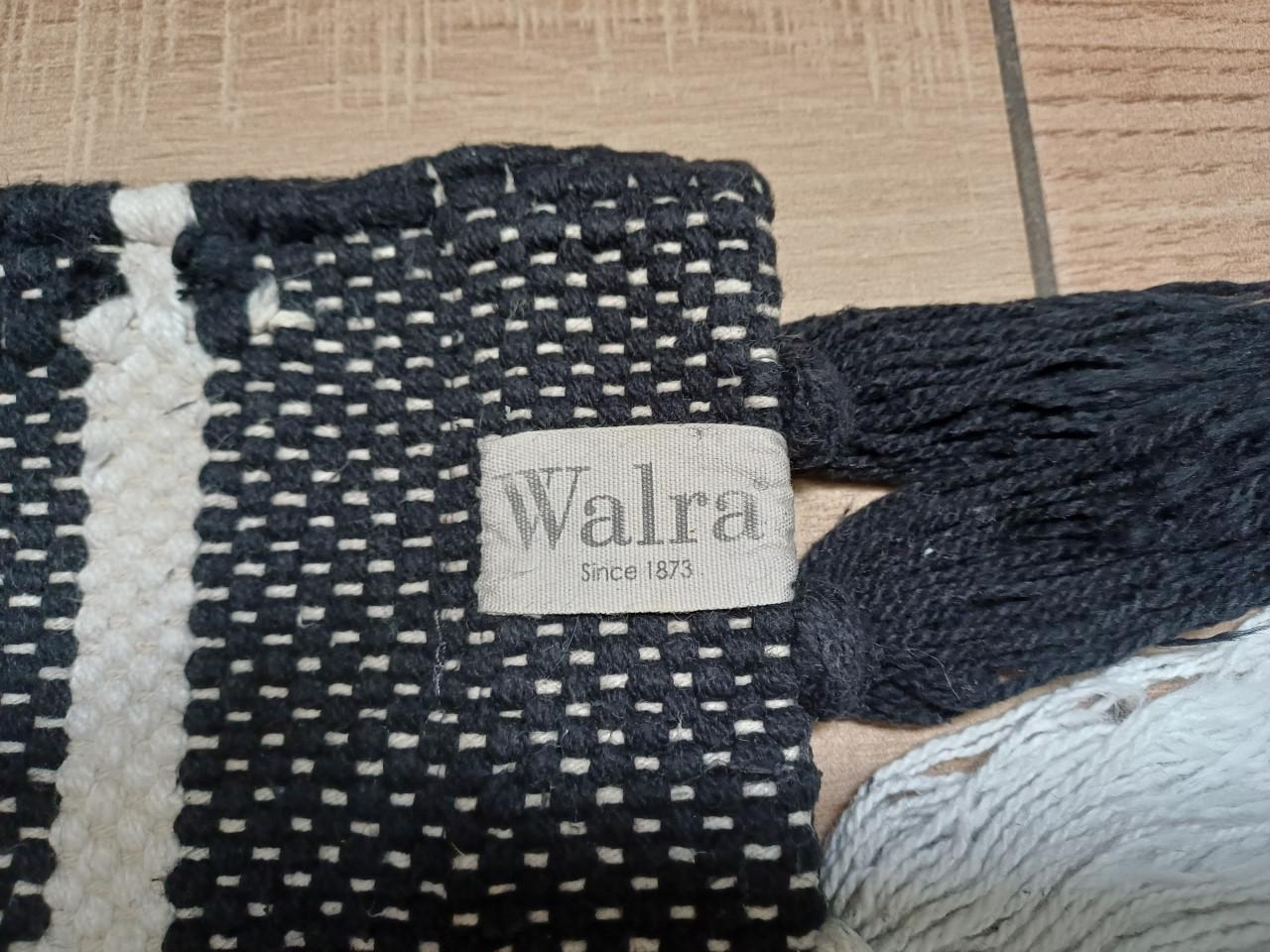Walra Badmat Stripes & Structure: zwart/wit met kwastjes