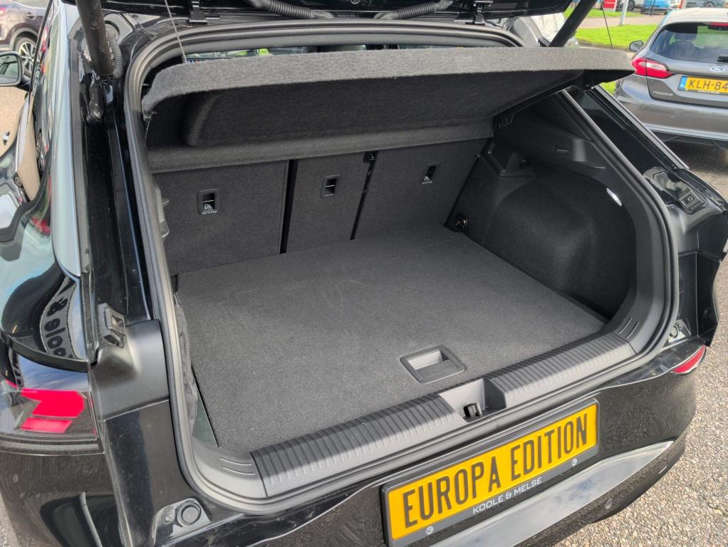 Volkswagen T-roc 1.5 etsi 110 kw r-line | trekhaak