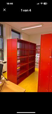 Stellingkasten 10 stuks €400