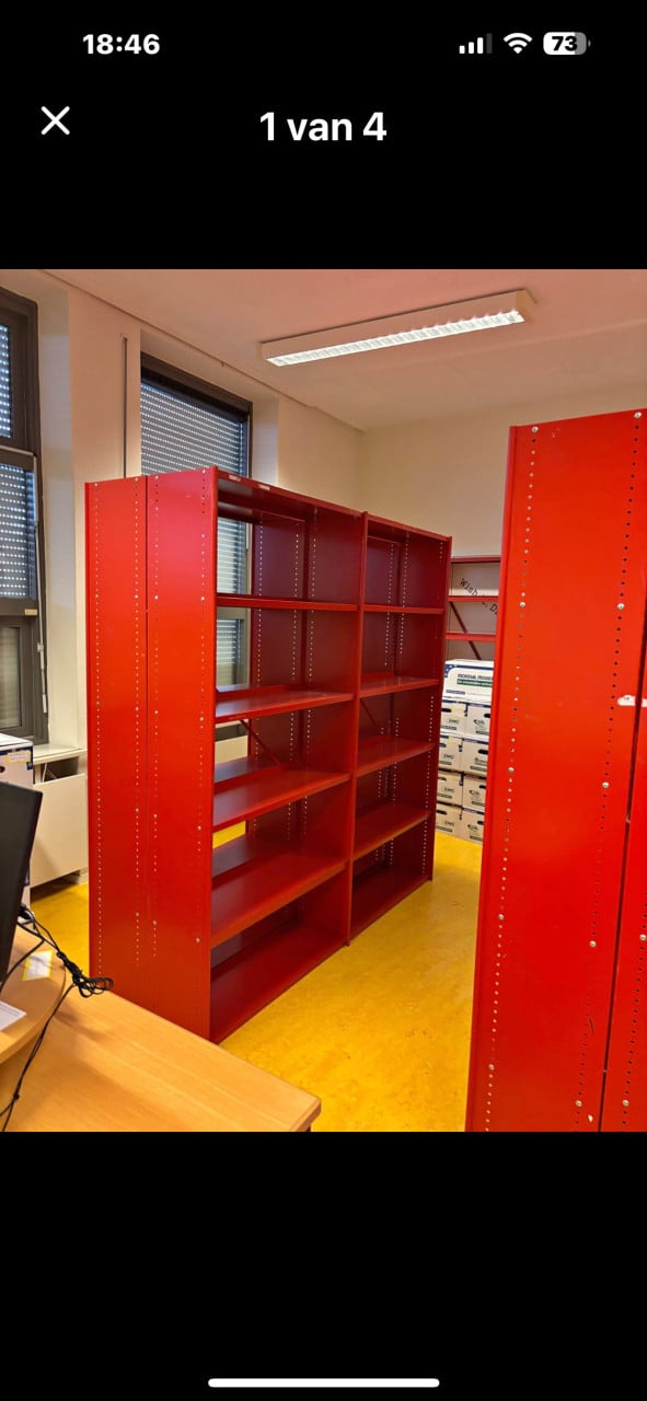 Stellingkasten 10 stuks €400