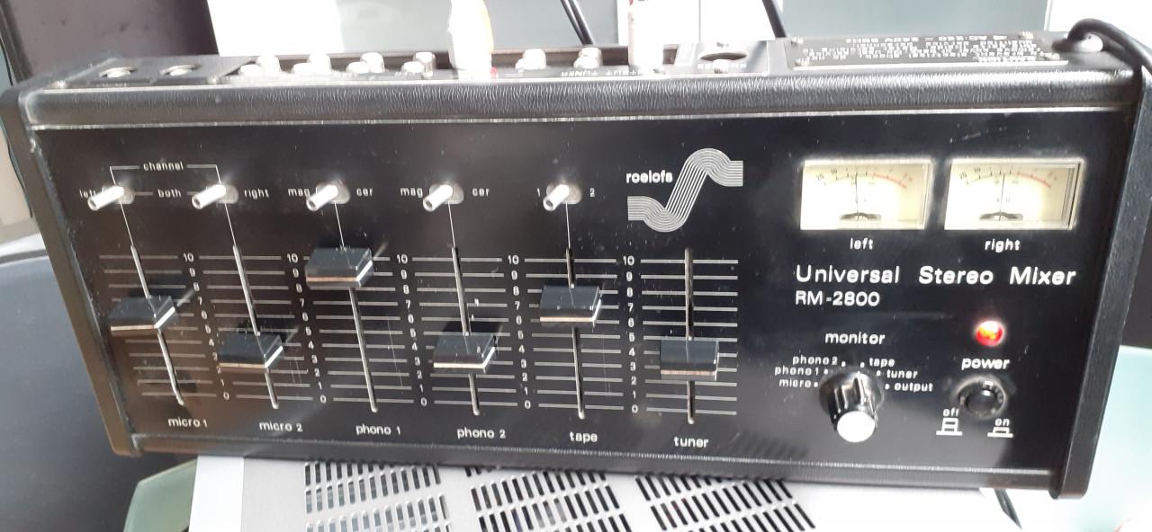 Stereo vintage mixer 6 kanaal roelofs RM-2800