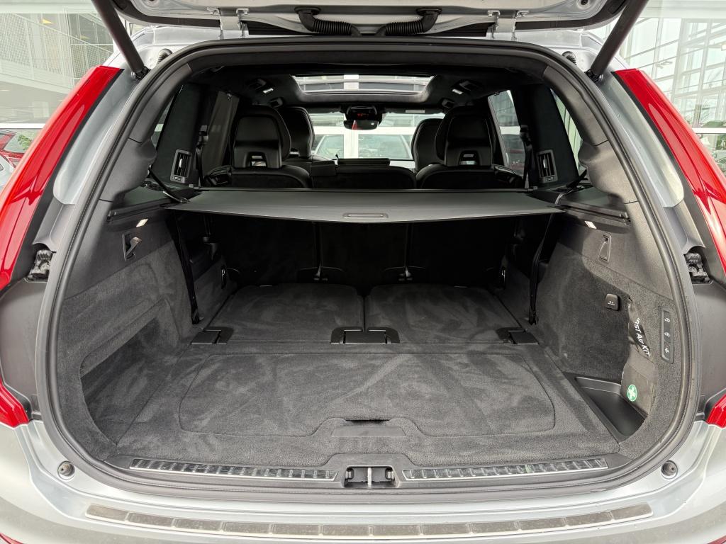 Volvo XC90 t8 405pk recharge r-design| full options!! luchtvering | b&w| 22