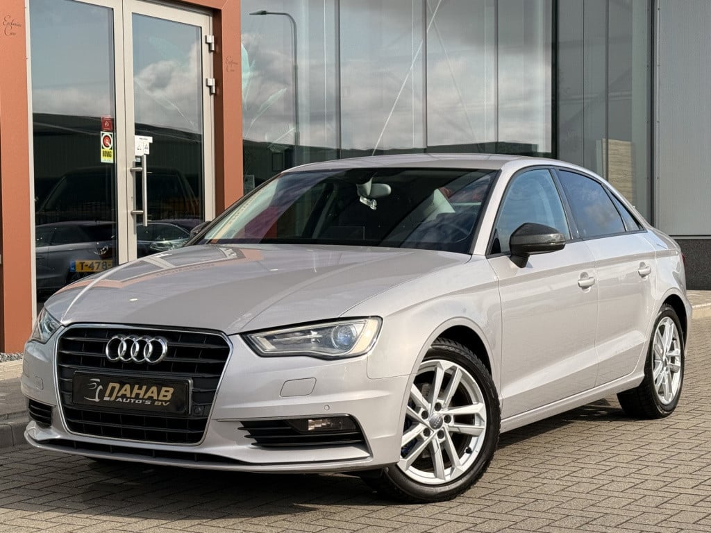 Audi A3 limousine 1.4 tfsi ambiente pro line | stoelverwarming | parkeersen