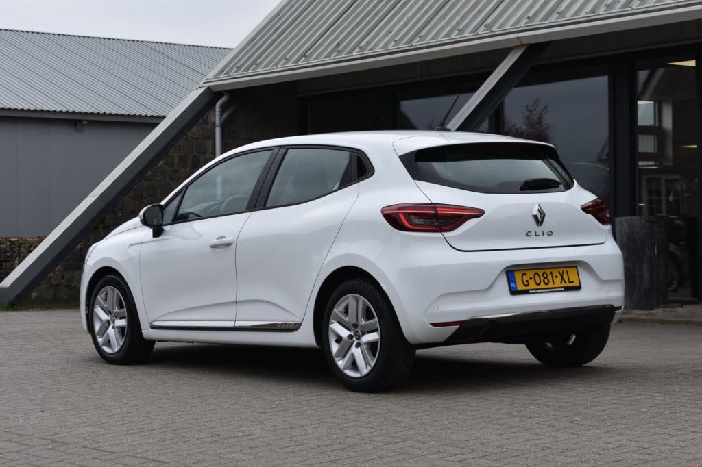 Renault Clio 1.0 tce | parkeersensoren | navigatie | dealer onderhouden | c