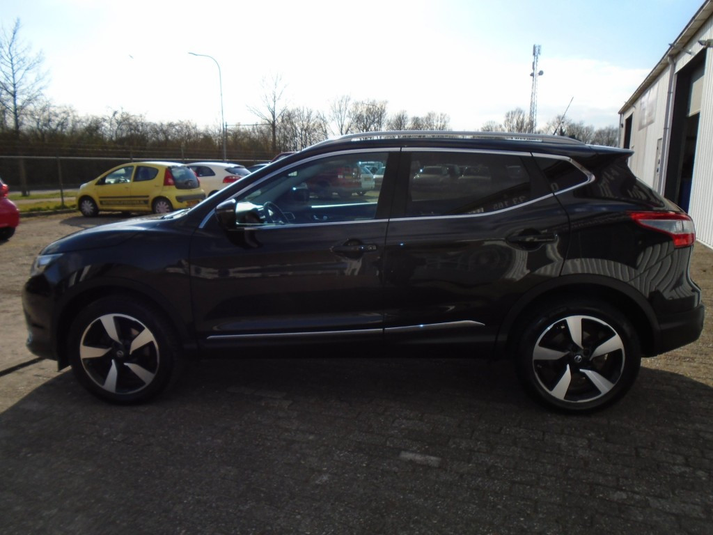 Nissan Qashqai 1.2 n-connecta