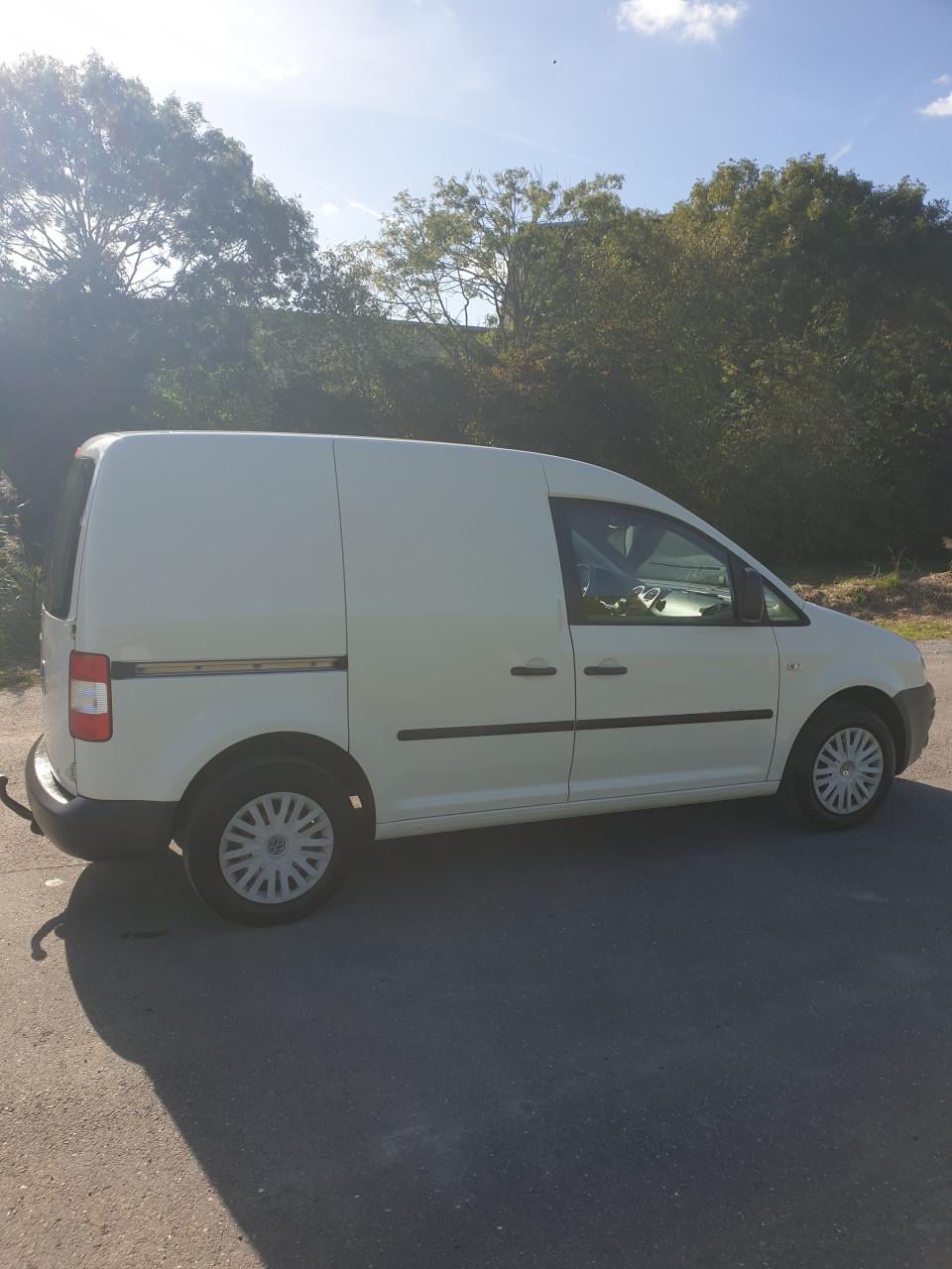 Volkswagen caddy 1.9 tdi 2010 apk airco