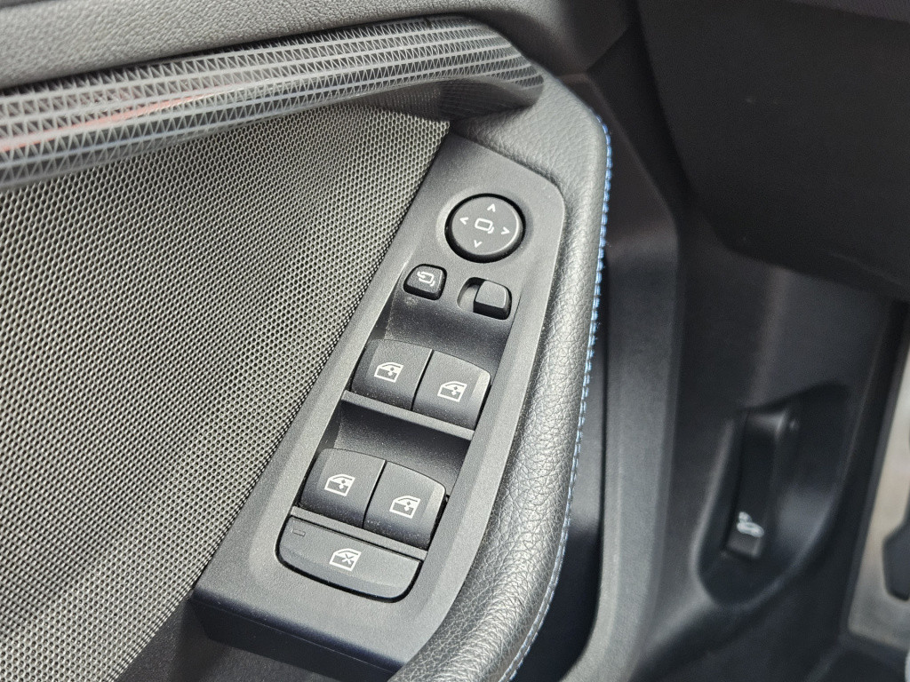 BMW 1 Serie m135i xdrive m-sport pro | irish green | h/k