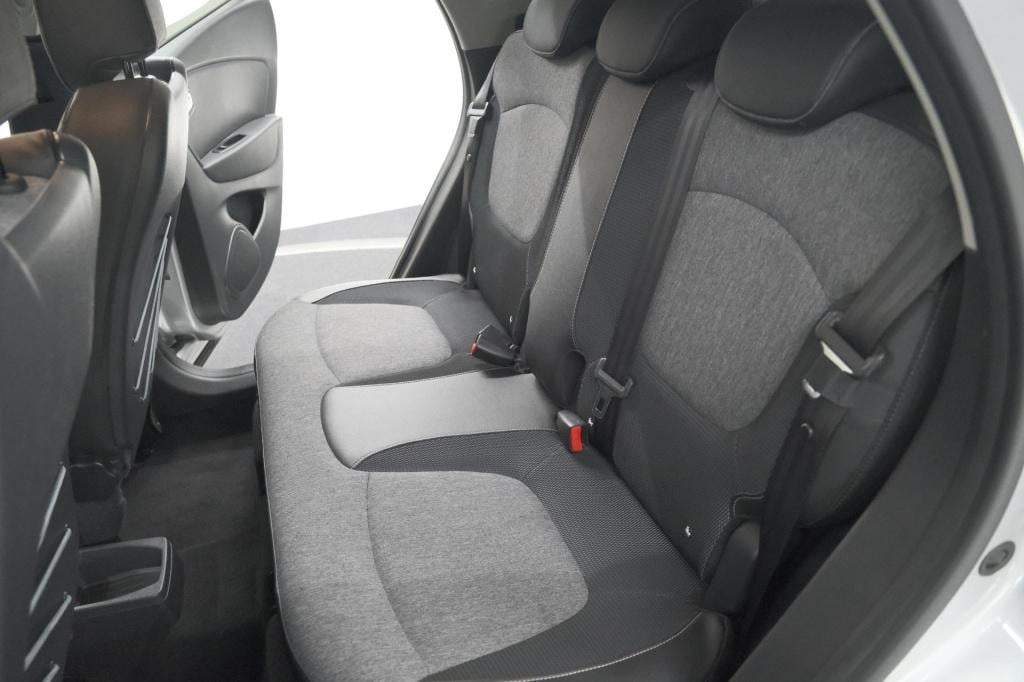 Renault Captur tce 150 edc intens | trekhaak | navigatie | parkeersensoren