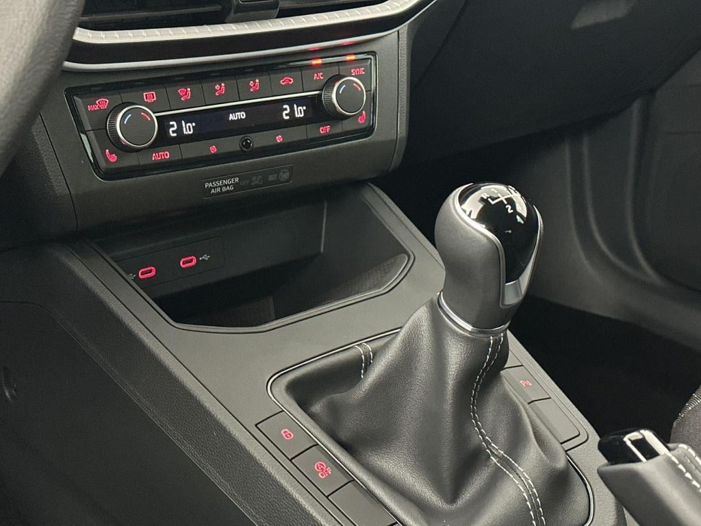 Seat Ibiza style business connect 1.0 ecotsi 70 kw / 95 pk ha