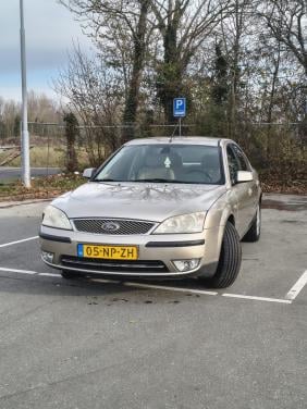 Ford Mondeo (2004), 2.0 liter, 5-deurs Ghia, handgeschakeld