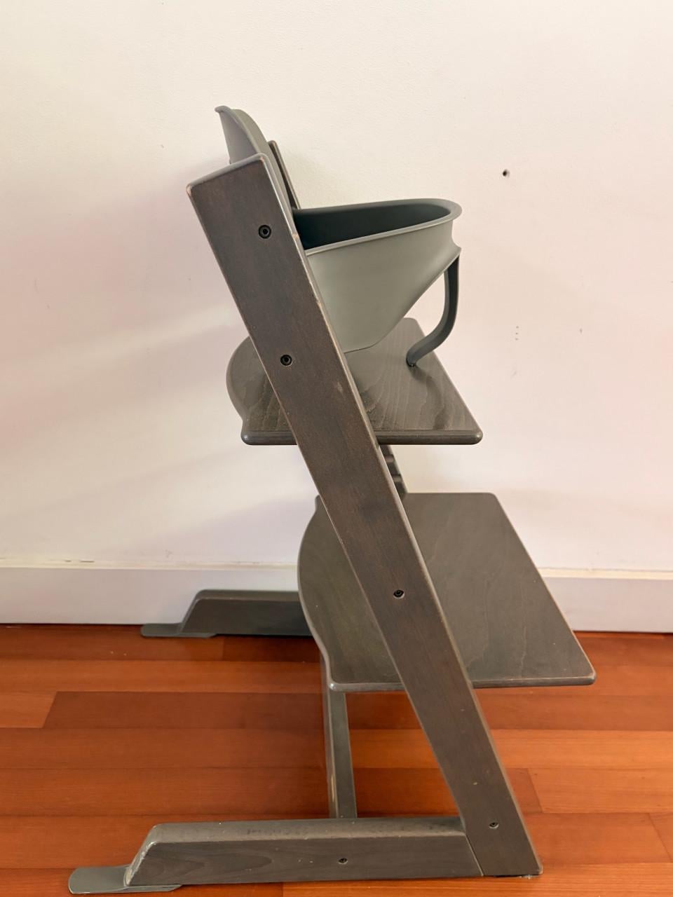 Stokke Tripp Trapp meegroeistoel  — Hazy Grey — incl. babyset