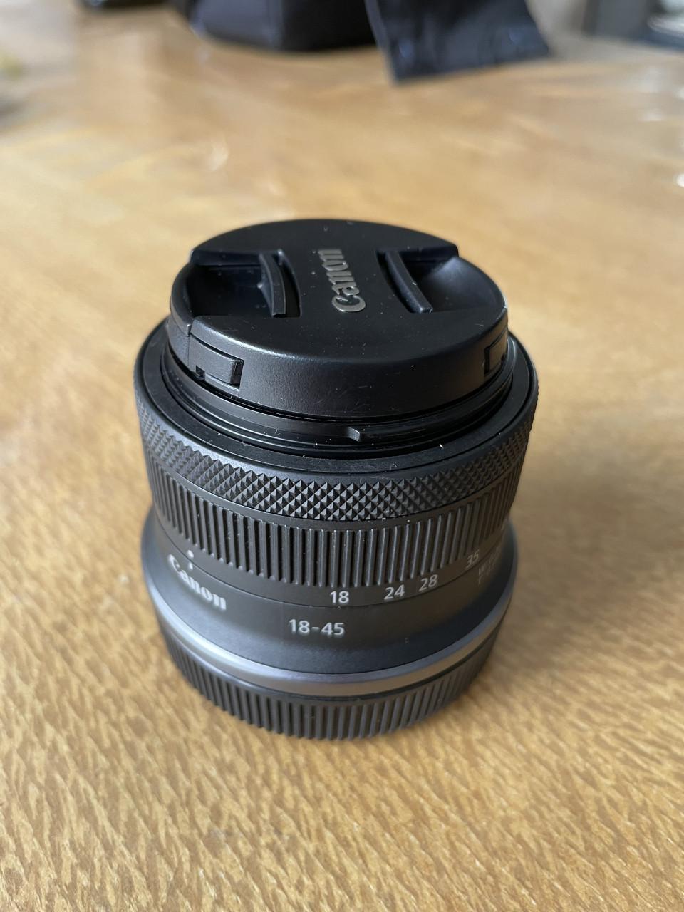 Canon RF-s18-45mm F4.5-6.3 IS STM