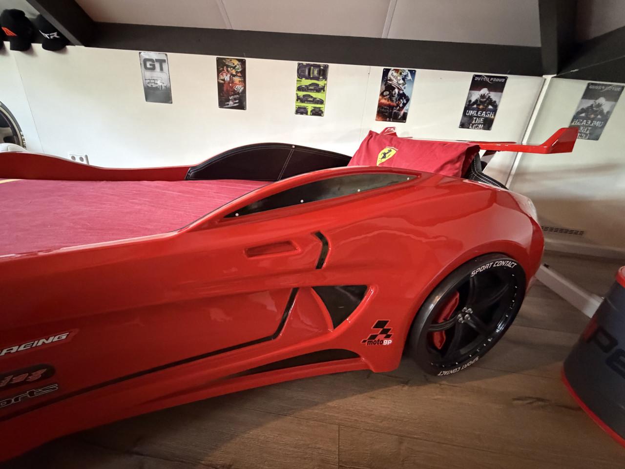 Ferrari Bed