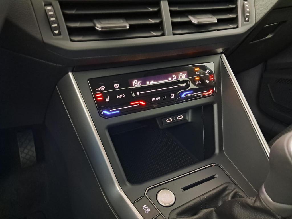 Volkswagen Polo life edition 1.0 70 kw / 95 pk tsi hatchback 5 ver