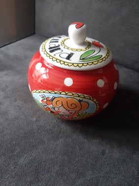 Blond suikerpotje